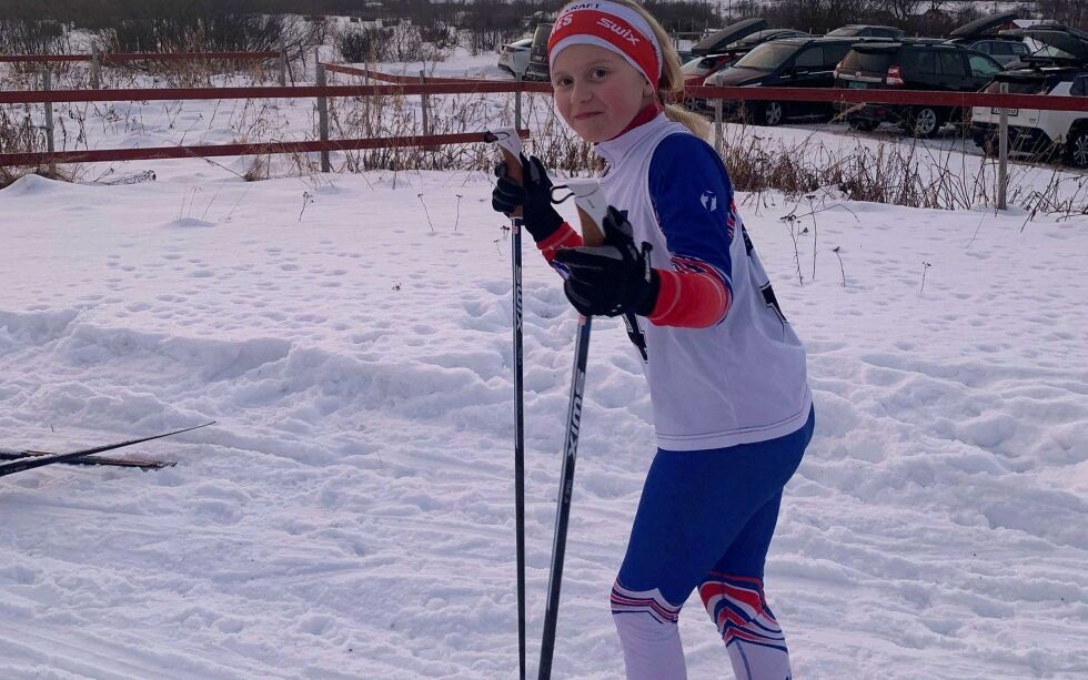 Thea Hagerup fra Kir­ke­nes og Om­egn Skiklubb (KOS) og de and­re lang­renns­lø­per­ne i Øst-Finn­mark kun­ne lør­dag en­de­lig åpne kon­kur­ran­se­se­son­gen.
BEG­GE FOTO: HIL­DE MI­CHEL­SEN