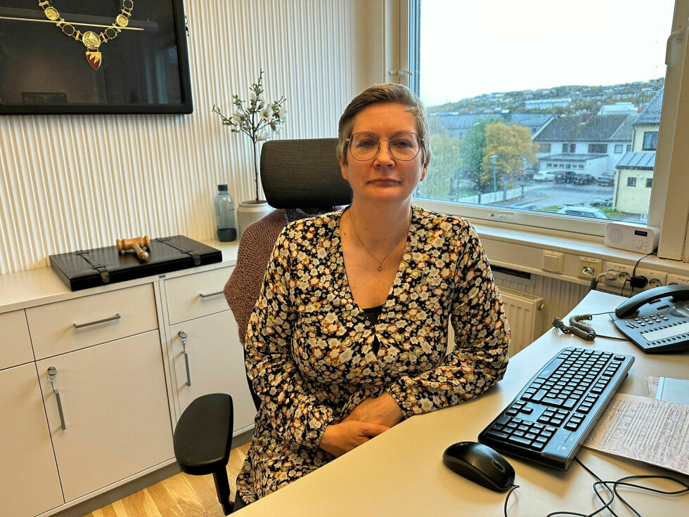 Avtroppende ordfører Lena Norum Bergeng har avkorting i sin etterlønn for november, krone mot krone, når hun er tilbake i sin sivile jobb der årslønna er under halvparten av ordførerhonoraret på 1.110.780.
 Foto: Hallgeir Henriksen