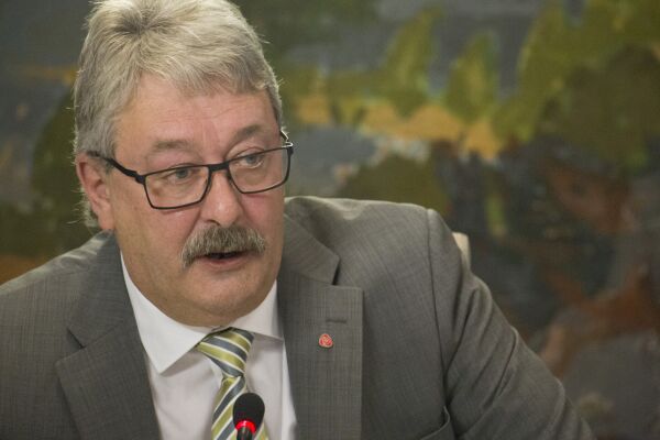 Nå blir det statue