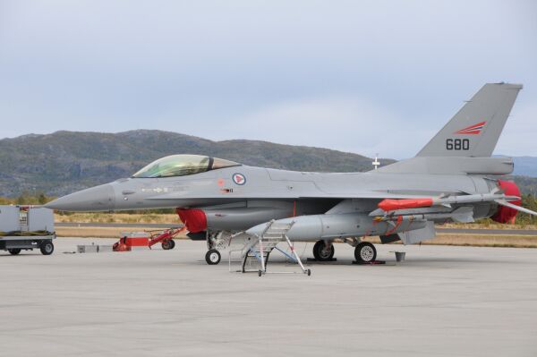 F-16 på Banak for å følge med på russerne