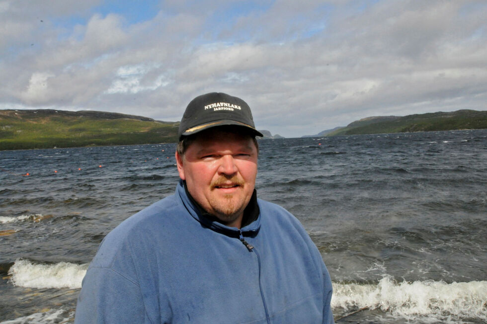Frank Emil Trasti synes det er arrogant at sjølaksefiskerne 50-årige kompetanse på fangst av pukkellaks i Finnmark med tradisjonelle fiskeredskaper ikke er ansett som relevant.
Foto: HALLGEIR_HENRIKSEN