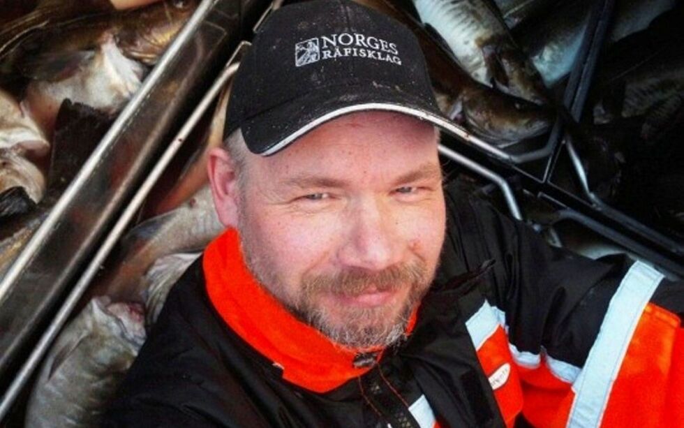 Le­der i Nor­ges kyst­fisk­ar­lag, Tom Ve­gar Kiil, er for­nøyd med kvo­te­end­rin­gen. – Det vil utvil­somt gi mind­re kapp­fiske, sam­ti­dig som det vil gi den en­kel­te fisk­er mu­lig­het til å plan­leg­ge året ut­en ri­si­ko for å tape torske­kvan­tum ved et stopp i fisk­et, sier han.
FOTO: PRI­VAT