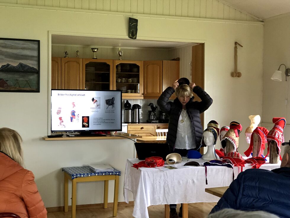 På lørdag inviterte Sjøsamisk tun i Smørfjord til en begivenhetsrik ettermiddag på tunet.
 Foto: Hannah Persen