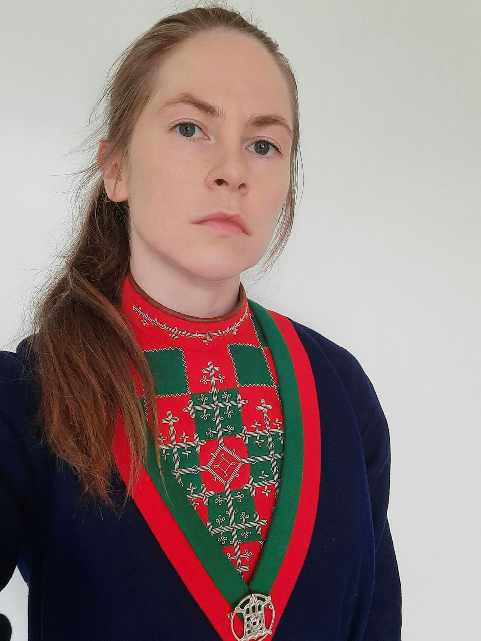 – Dette er ikke bare en lokal helsesak. Det handler om urfolks rettigheter, om pasientenes tilgang til språk- og kultursensitive helsetjenester, og om tilliten til helsevesenet, sier styreleder Jonill Margrethe Fjellheim Knapp i Sámi doaktáriid searvi/Samisk legeforening til Ságat.
 Foto: Privat