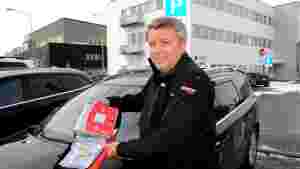 Ønsker hjertestarter i alle drosjer