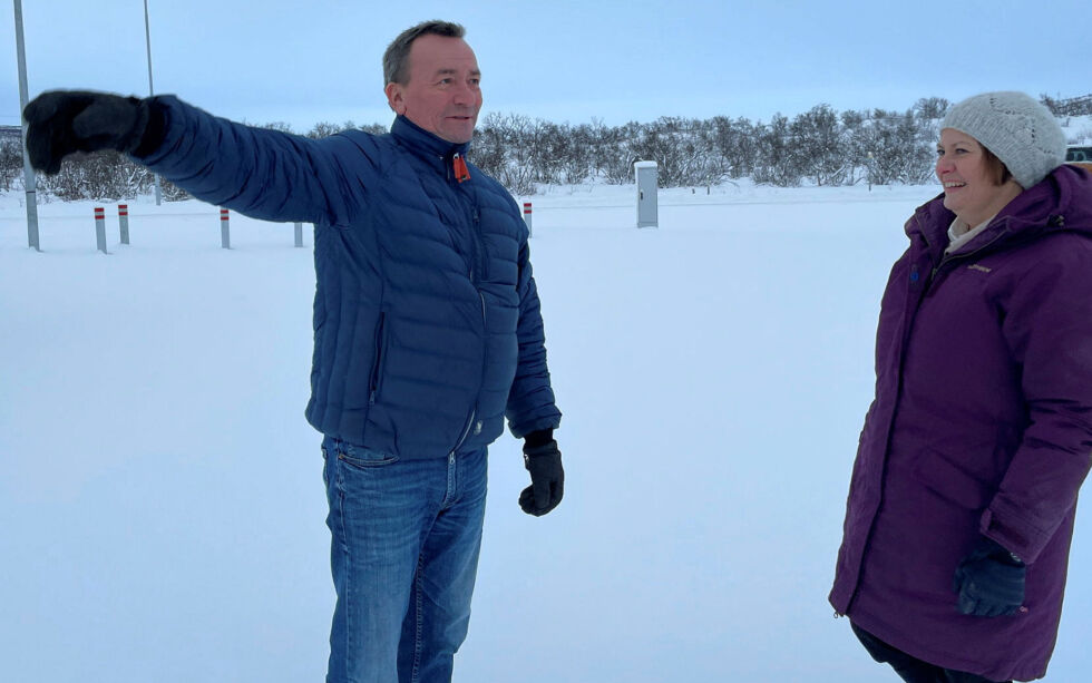 Tanas varaordfører Odd Erik Solbakk mener høyesterettsdommen i Fosen-saken er klinkende klar, mens ordfører Helga Pedersen er knapp i sine kommentarer.
 Foto: Birgitte Wisur Olsen