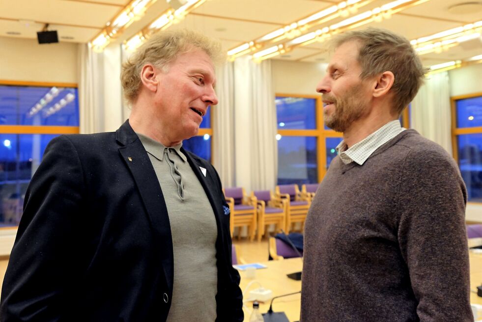 Mens SVs Johnny Ingebrigtsen (til venstre) ikke vil legge ned videregående skoler, mener Høyres Jo Inge Hesjevik det motsatt.
 Foto: Bjørn Hildonen