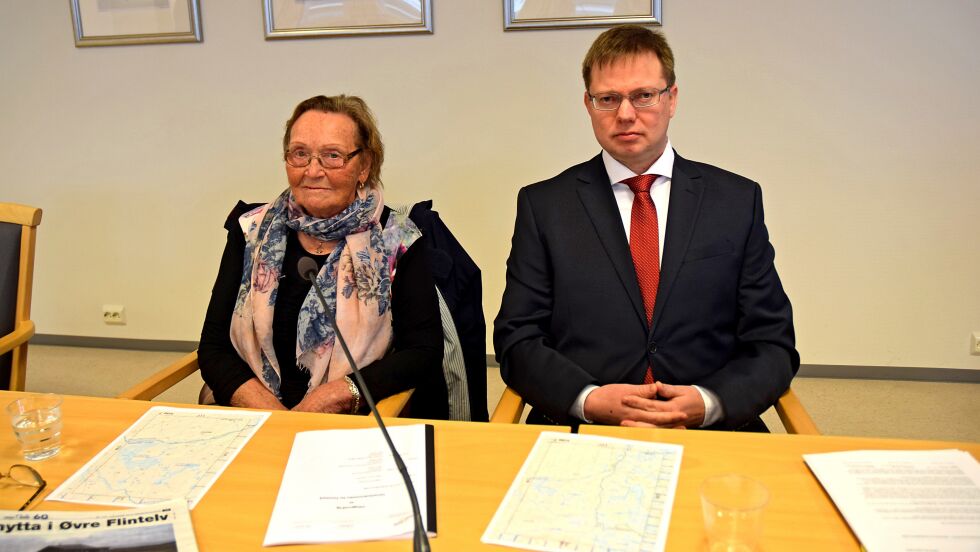 Johan Ravna sier hans klient, Magnhild Reisænen, hele tiden har vært bestemt på å ta spørsmålet om ferdsel til sin hytte til rettssalen om nødvendig. Nå har de tatt ut stevning mot staten.
 Foto: Arkiv