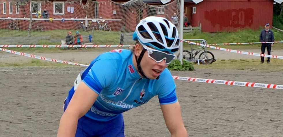 BARENTSLEKER:

Sirma-syklisten Henrik A. Joks var en av flere som deltok på sommerens Barents Games, som fikk en del av pengestøtten fra Barentssekretariatet.
 Foto: Olav Versland