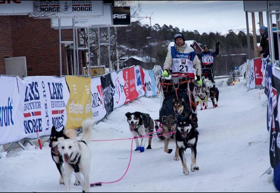 Dag Broch kom sammen med Jon Sigmundstad til mål på Finnmarksløpet.
 Foto: Nils Westphal