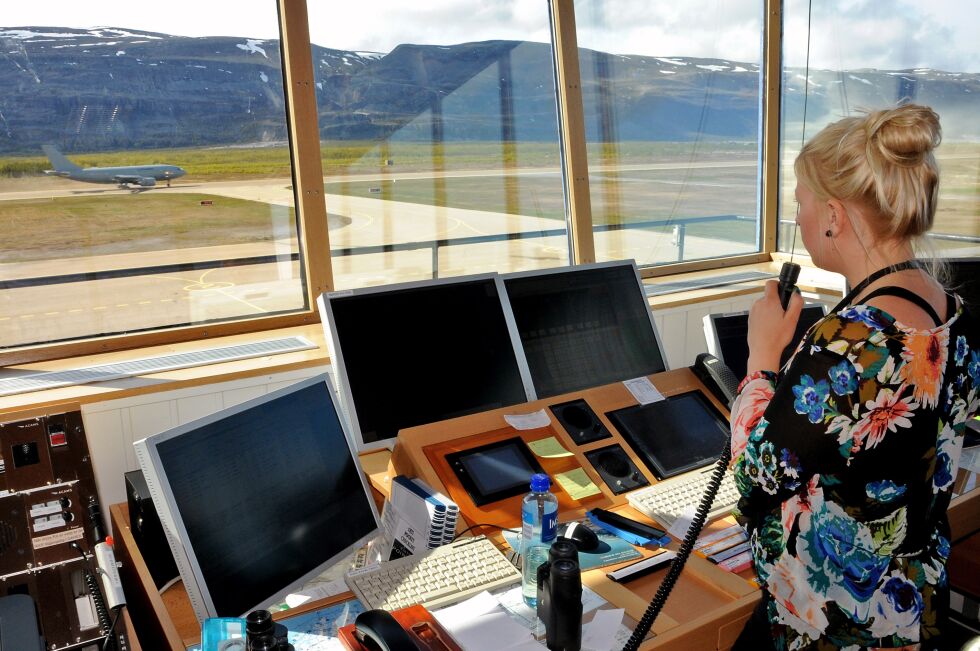 Banak er blant tårnene Avinor ønsker å fjernstyre fra Bodø.
 Foto: Marius Thorsen (arkiv)