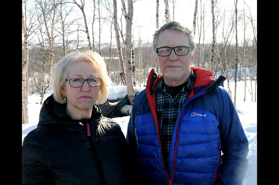 Ekteparet May-Grethe og Gustav Nilsen har anmeldt Forsvaret etter at de oppdaget at de har anlagt en ny trasé på parets eiendom.
 Foto: Hallgeir Henriksen