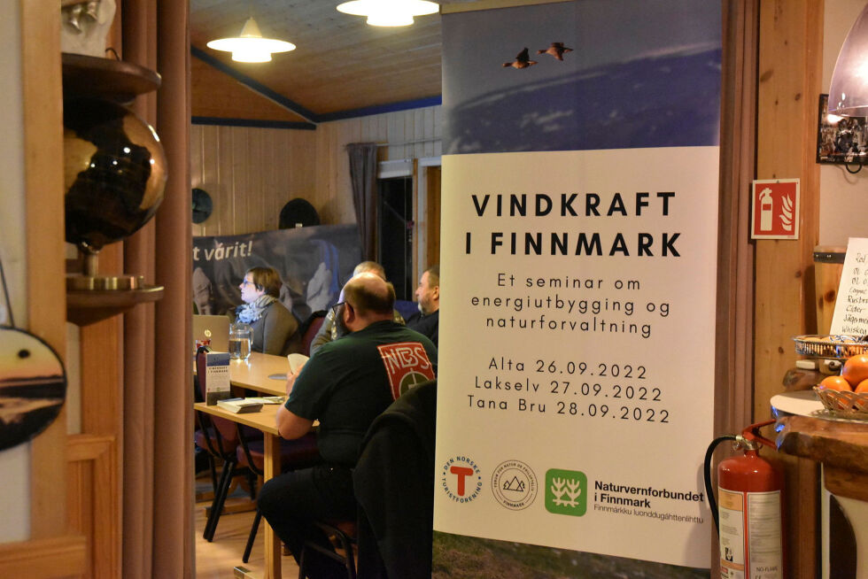 Det omreisende seminaret slo seg ned på Fjordutsikten i Lakselv tirsdag kveld.
 Foto: Sara Olaussen Stensvold