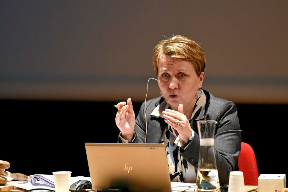 Porsanger-ordfører Aina Borch kommer med forslag som hun tror vil være med på å gjøre jobben som lokalpolitiker mer meningsfull.
 Foto: Marius Thorsen