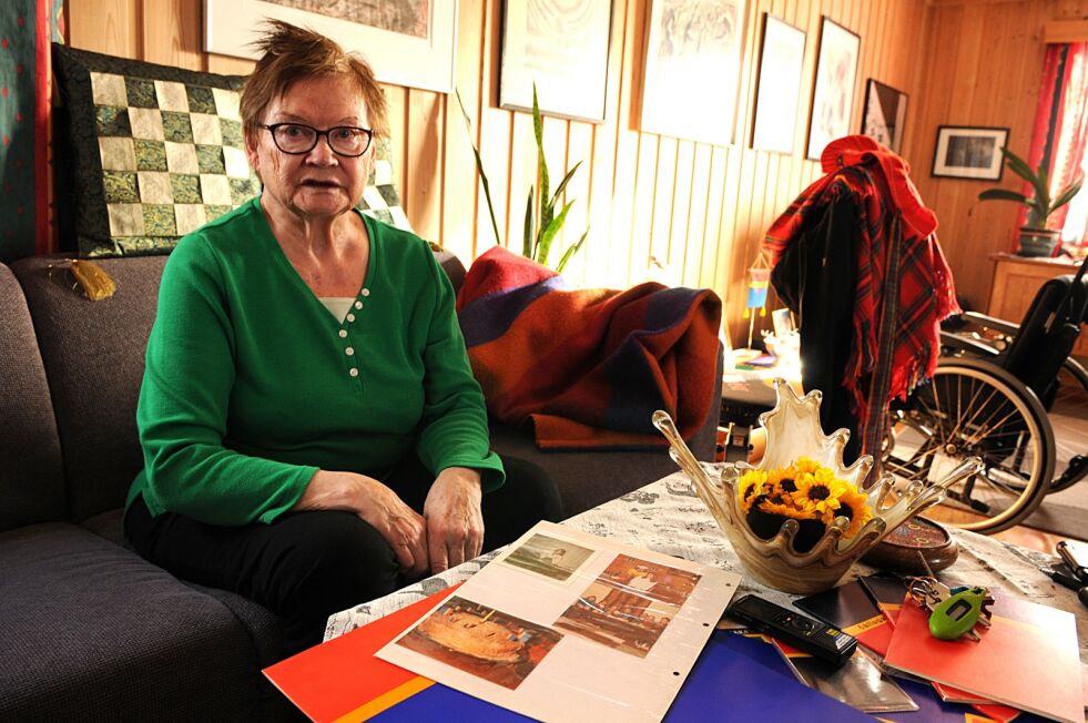 Marit Stueng i Karasjok lanserte sitt sameflaggutkast allerede i 1962, og er dermed «sameflaggets mor».
 Foto: Stein Torger Svala