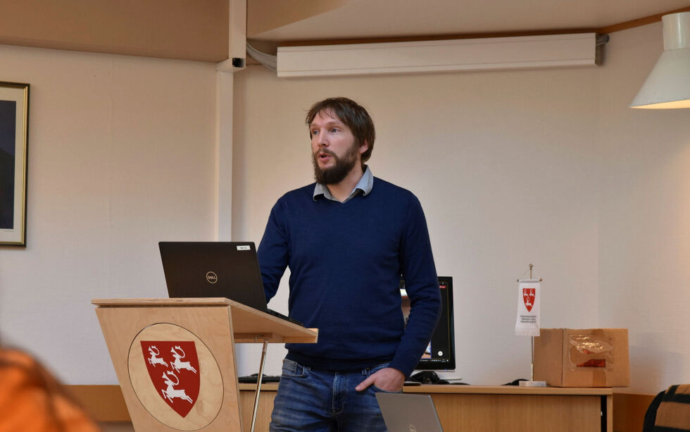 Kommuneplanlegger Øystein Willersrud gikk gjennom arbeidet med arealplanen, og mener kommunen nå har et godt utgangspunkt for å snart kunne lande denne også politisk.
Foto: Sara Olaussen Stensvold