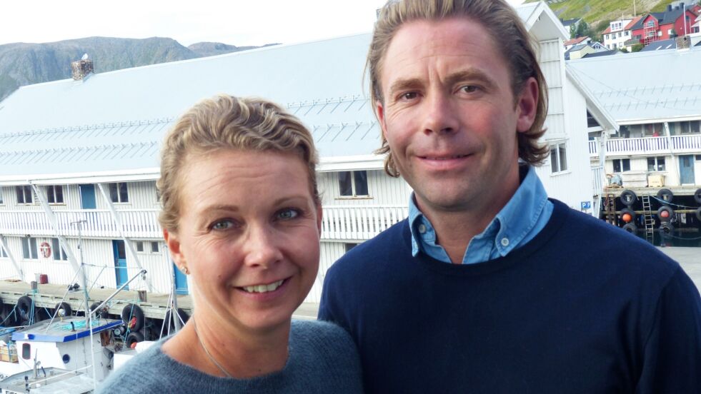 Kristin Rivelsrud Juul Møller og Jan-Erik Rivelsrud var kommet til Honningsvåg for å overvære seminaret. De to, som er barn av Rica-grunnlegger Jan Eilef Rivelsrud, eier gjennom egne selskaper hver 27 prosent av aksjene i Rica Eiendom Holding AS – selskapet som i realiteten er eneeier av Nordkapp 1990 ANS. De øvrige aksjene i selskapet eies av deres
Foto: Geir Johansen