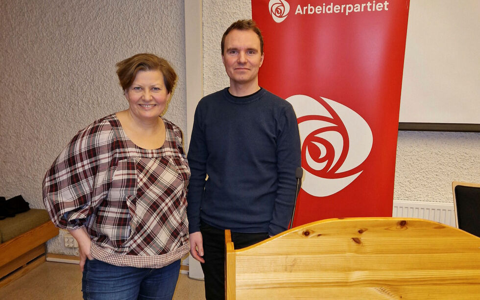 Arbeiderpartiets ordfører og varaordførerkandidat i Tana, Helga Pedersen og Stian Hansen.
 Foto: Privat