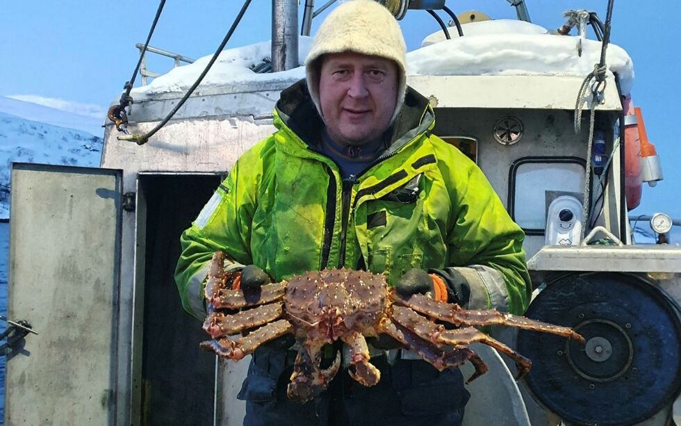 Tor-Ørjan Store har fisk­et nes­ten hele kon­ge­krab­be­kvo­te på tre sjø­vær i år, og sier fis­ke­se­son­gen har star­tet vel­dig bra. – Det er kon­ge­krab­ben som er net­to­en i fisk­et, på­pe­ker han.
 Foto: Tom Hardy