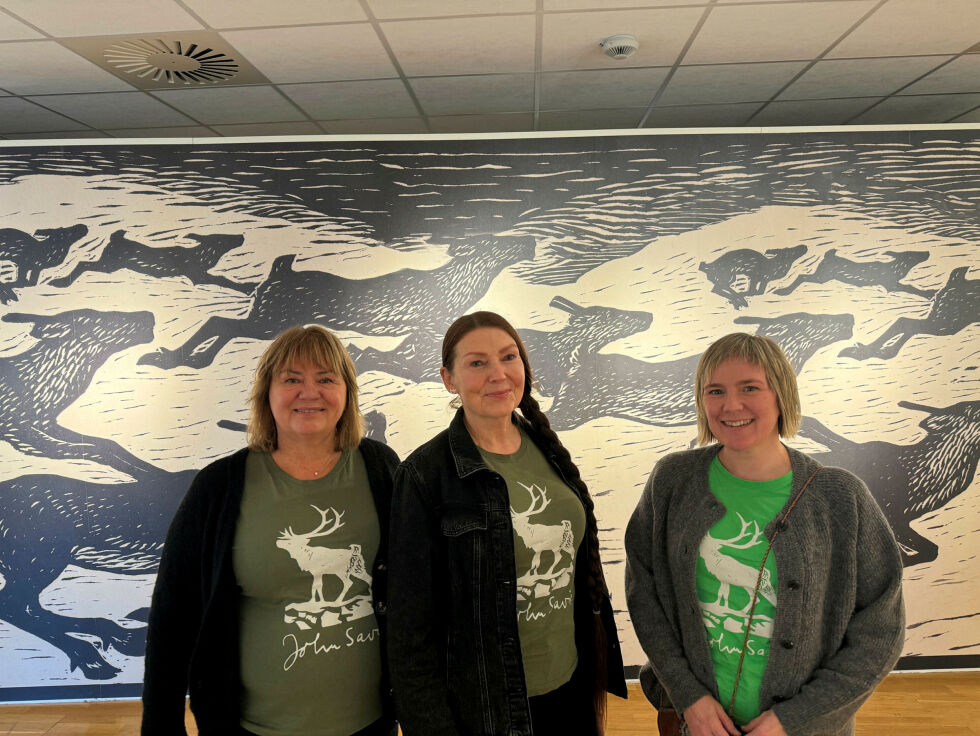 Direktør i Tana og Varanger Museumssiida Mariann Wollmann Magga, leder for Saviomusea/Saviomuseet Liv Astrid Kvammen Svaleng og formidler Elin Magga er storfornøyde med Sametingets vedtak.
 Foto: Birgitte Wisur Olsen