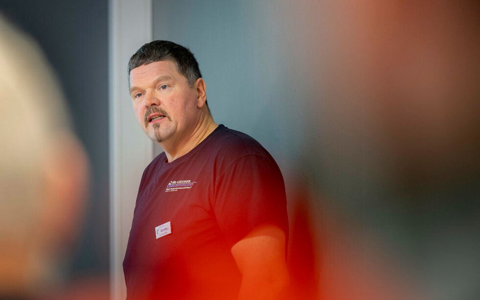 Leder Frank Emil Trasti i Sør Varanger sjølaksefiskarlag ønsker å takke Sametinget og deres juridiske bistand.
– De har hjulpet oss godt i disse konsultasjonene og det er en trygghet å ha dem med, sier han.
 Foto: Cecilie Bergan Stuedal