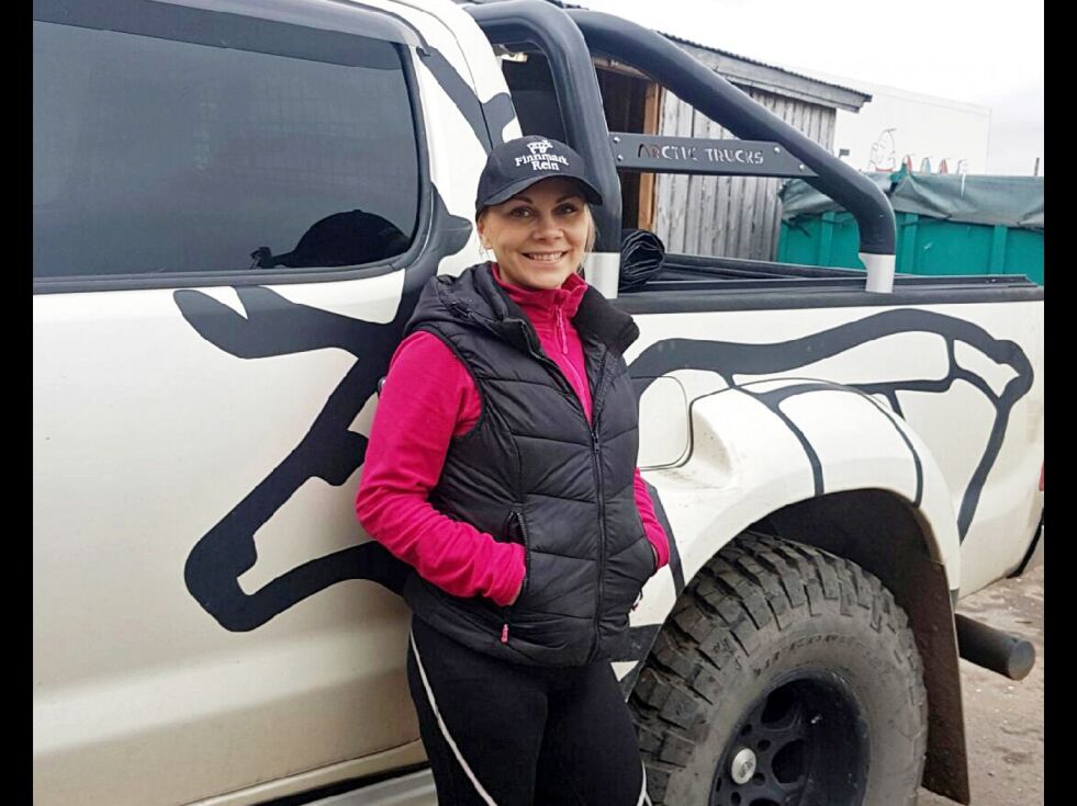 Anette Smuk Buljo er godt fornøyd med interessen etter at hun postet en noe uvanlig «jobbannonse» på Facebook.
 Foto: Finnmark Rein