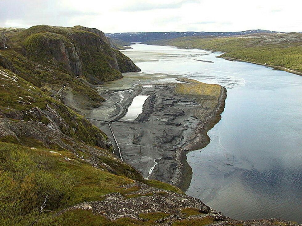 Mæland håper på en rask utredning om hvorvidt det lar seg gjøre å bygge ut Slambanken til næringstomter.
 Foto: Privat