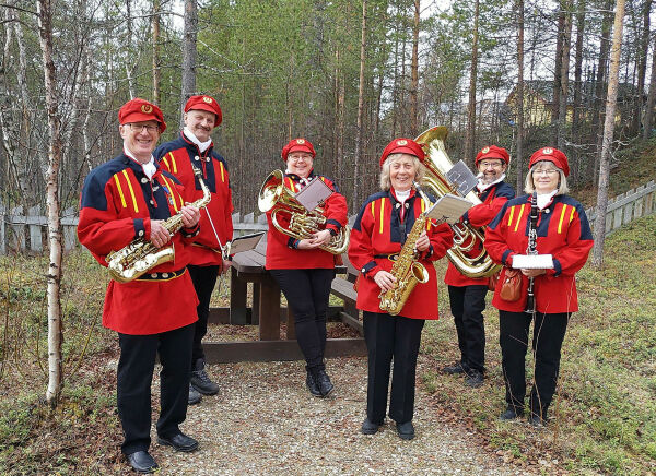 Søker glade musikanter