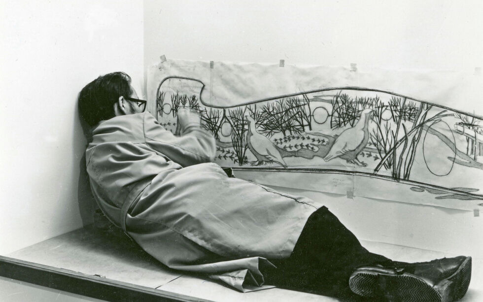 Tegnerforbundet – Senter for tegnekunst presenterer utstillingen Materialfølelse og virkekraft med den samiske kunstneren Ánddir Ivvár Ivvár/ Iver Jåks (1932-2007). Bildet er av Iver Jåks, tatt av Olga Kvalheim, og tilhører Norges arktiske universitetsmuseum, UiT © Iver Jåks/ BONO 2022.
 Foto: Olga Kvalheim. UiT.