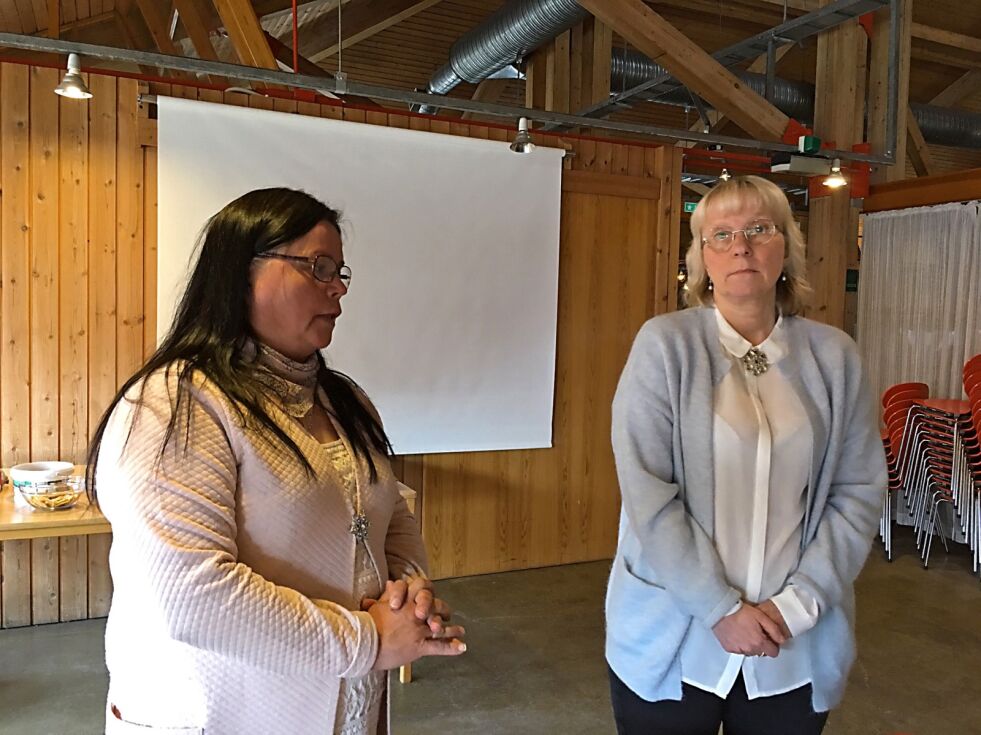 Fra venstre diakon Ellen Kari Anti Sara og kirketolk Jaana Walle.
 Foto: Solveig Andersen