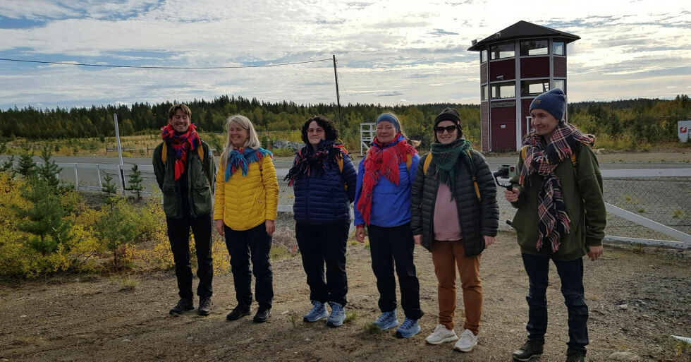 Gruppa er klar til å starte ved travbanen. Fra venstre Ole-Henrik Bjørkmo Lifjell, Anne Katrine Haugen, Gull Øzger, Siri Wigdel, Alexandra Kremenets og Konststin Gladkov.
 Foto: Hill Haga