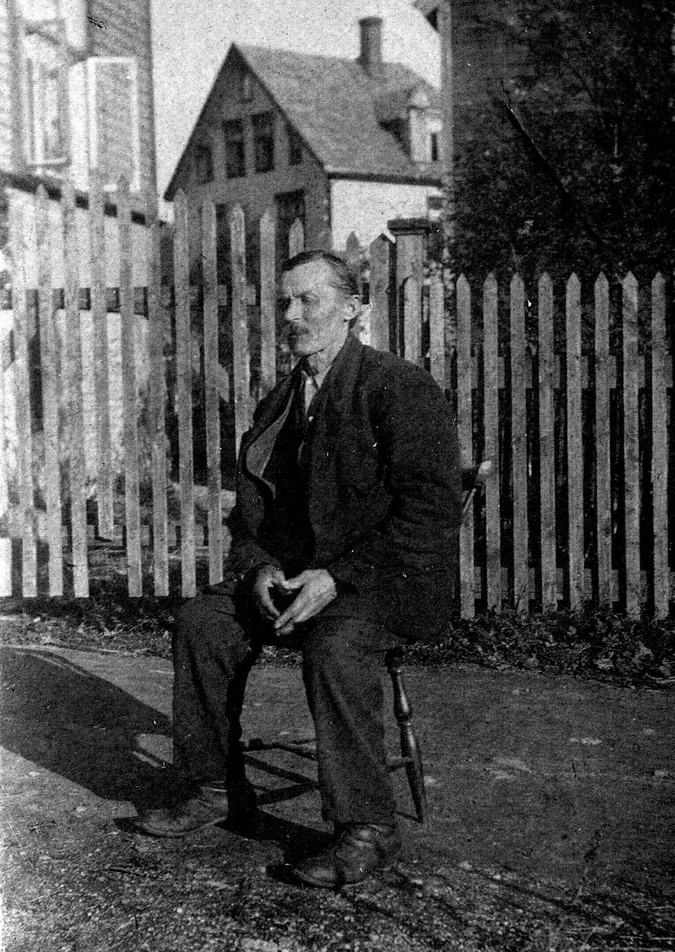 Den samiske mesterfortelleren Efraim Pedersen, på det eneste kjente bildet av ham.
 Foto: Just Qvigstads samling