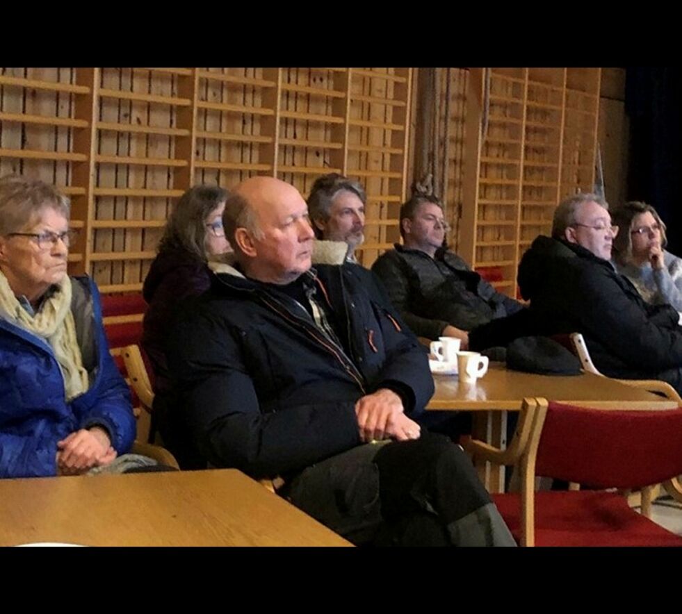 Her er noen av dem som deltok på møtet i Skarsvåg søndag 1. mars. Foto: Lill-Karin Sanna