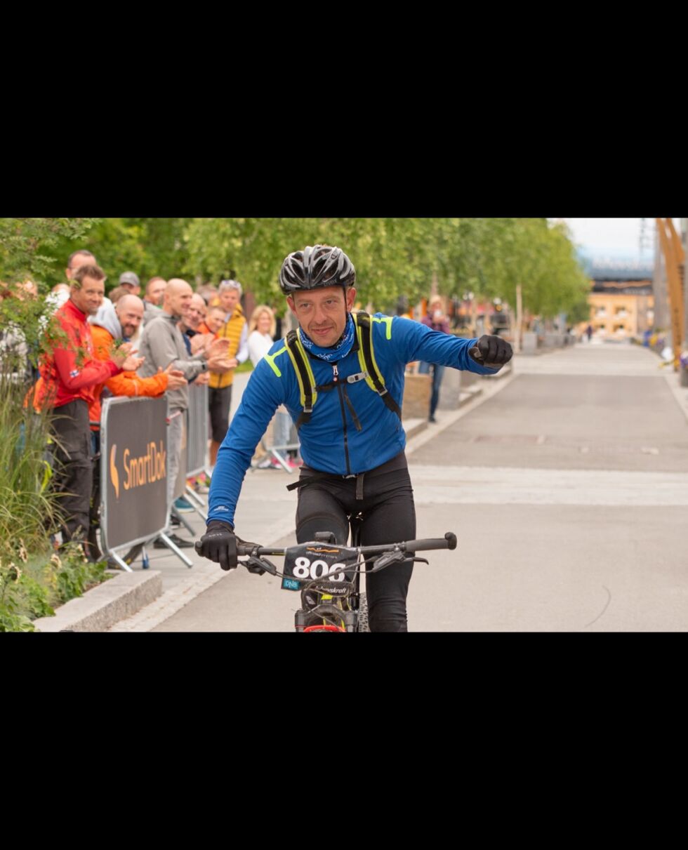 Martin Støvern fra Buskerud ble en klar vinner av den første solodistansen over 700 kilometer.
 Foto: Morten Broks, OffroadFinnmark