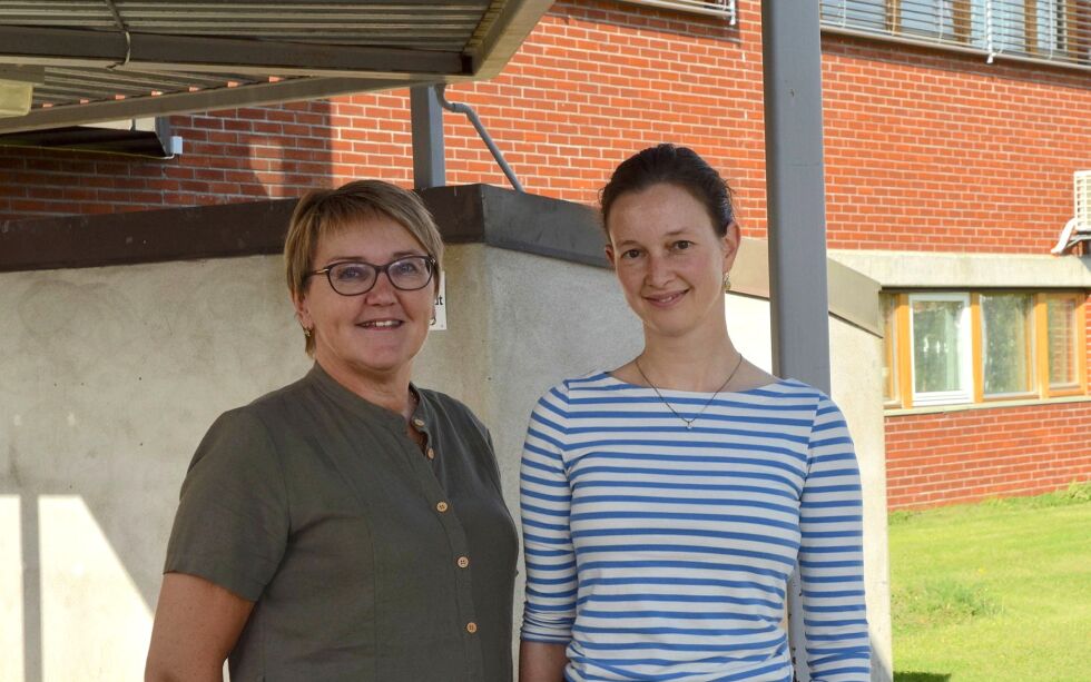 Irene Fiskergård er daglig leder i Midt-Finnmark PPD. Her er hun sammen med psykolog, Susanne Seidel.
 Foto: Sara Olaussen Stensvold