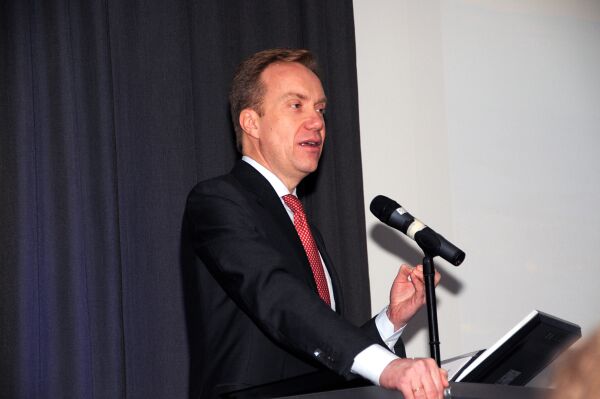 Brende logra med halen