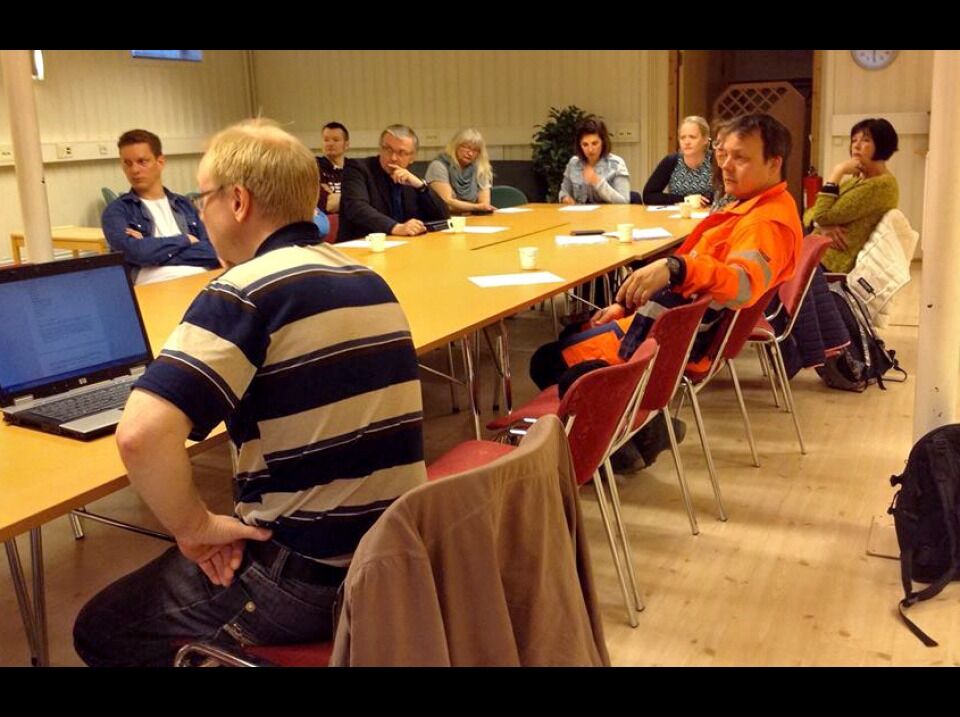 De fremmøtte på informasjonsmøtet i Tana bru tirsdag denne uken.
 Foto: Marianne Balto
